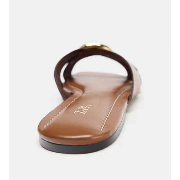 Zara NWT cognac brown leather flat sandals with gold buckle - Picture 5 of 5